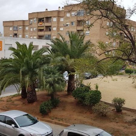 Habitacion Privada Cerca De Valencia En Vivienda Compartida Paterna Luaran gambar