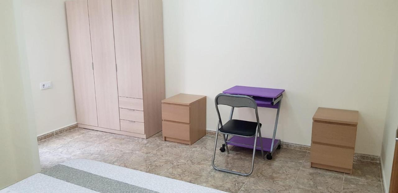 Habitacion Privada Cerca De Valencia En Vivienda Compartida Paterna Luaran gambar