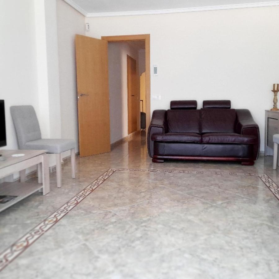 Habitacion Privada Cerca De Valencia En Vivienda Compartida Paterna Luaran gambar