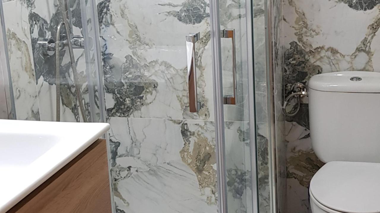 Habitacion Privada Cerca De Valencia En Vivienda Compartida Paterna Luaran gambar