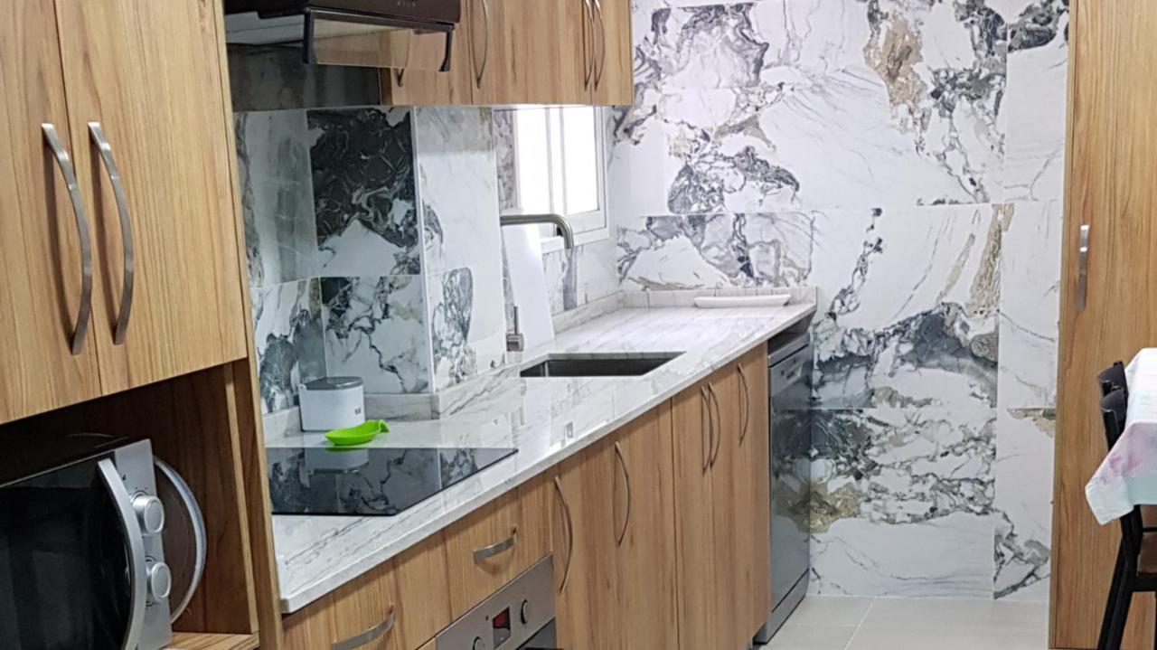 Habitacion Privada Cerca De Valencia En Vivienda Compartida Paterna Luaran gambar